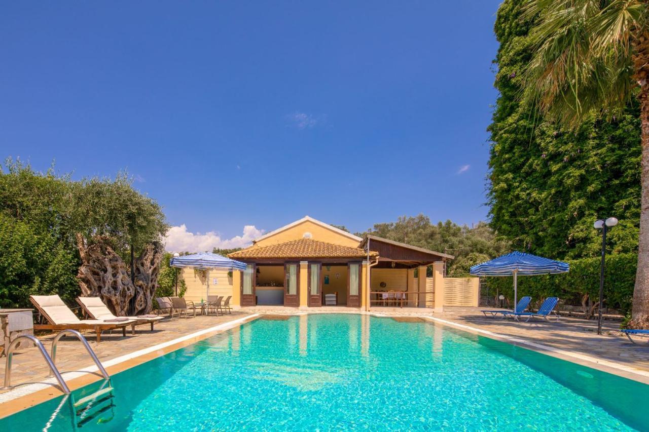 Villa Lianolia Peritheia Luaran gambar