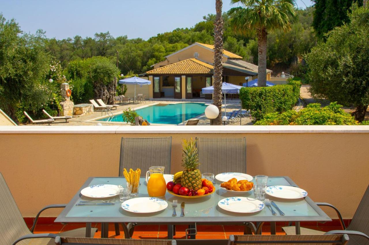 Villa Lianolia Peritheia Luaran gambar